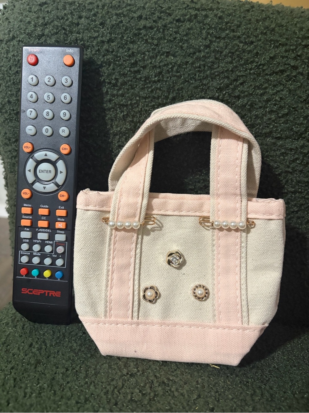 Chic Pearl-Trim Canvas Tote Bag - Pink & Cream